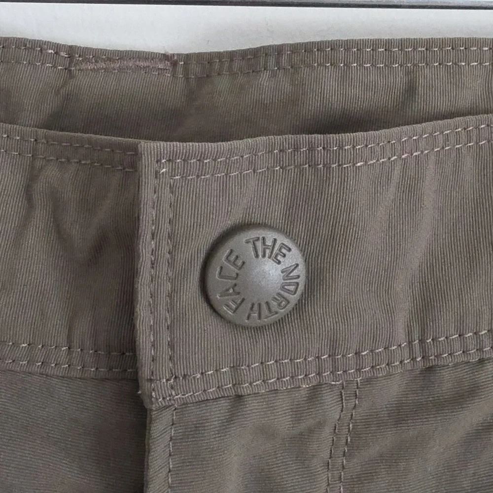 THE NORTH FACE | olive green nylon hiking shorts Mens Sz 32